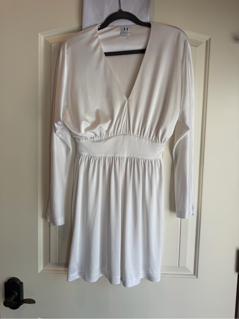 Halston Heritage White Carrie Bradshaw Dress Size 2 - Picture 2 of 12